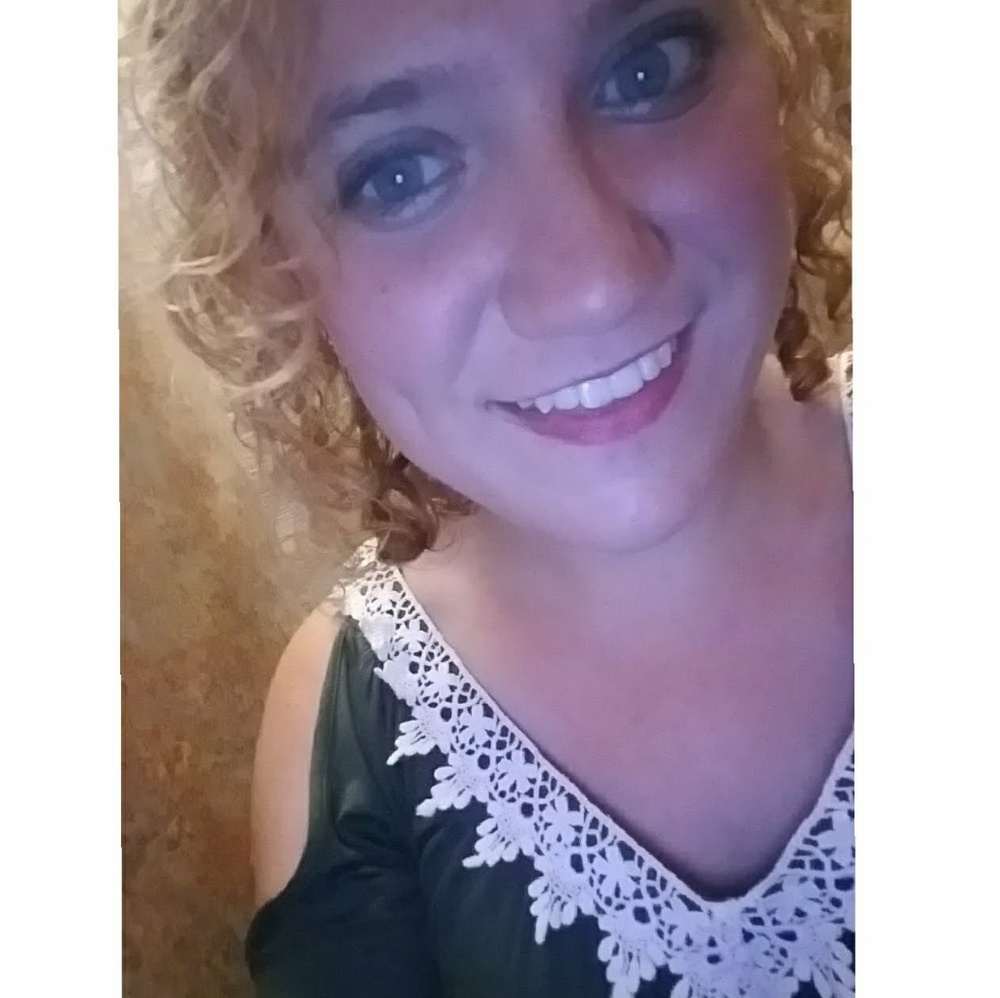 Meet your Posher, Melanie